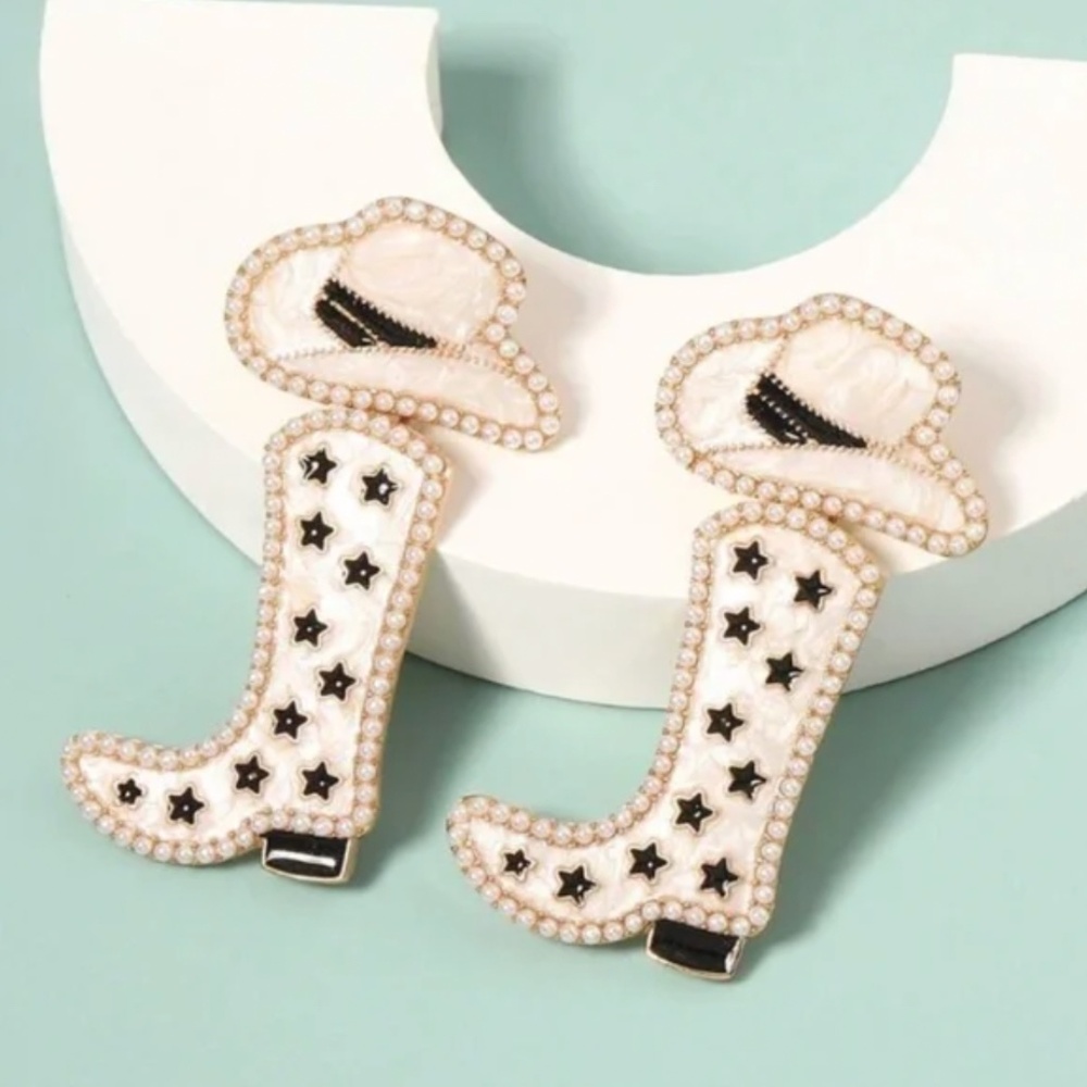 ❤️ FREE Nashville Boots Cowboy Hat Hipster Artsy Drop Country Chic Hip Earrings